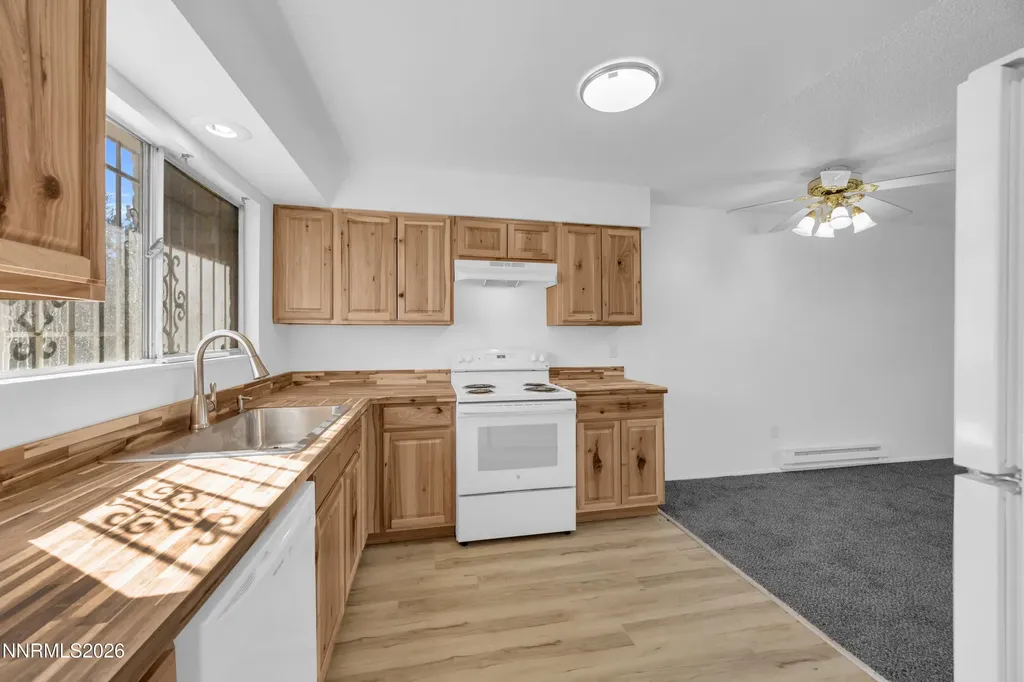 577 Smithridge Reno NV 89502