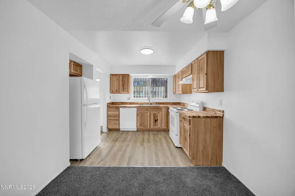 577 Smithridge Reno NV 89502