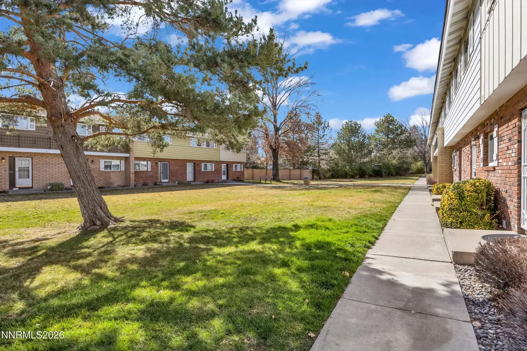 577 Smithridge Reno NV 89502