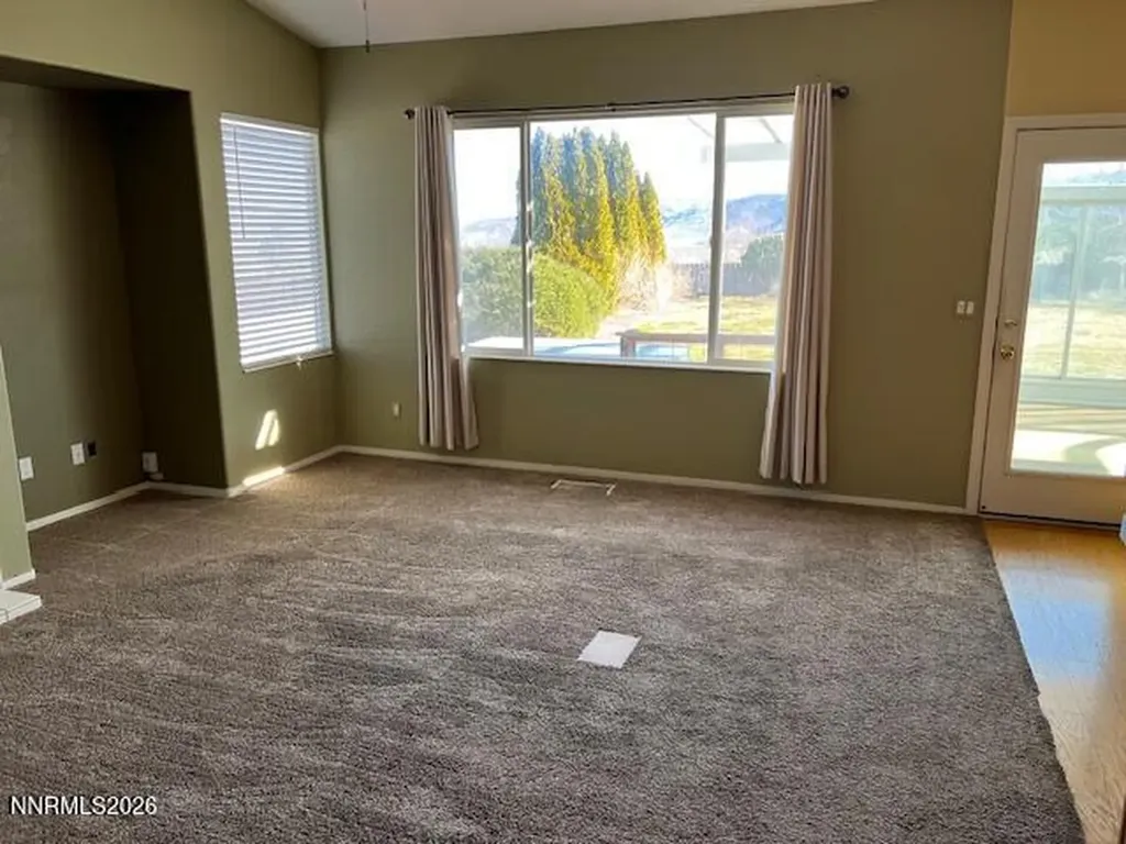 4447 White Fish Reno NV 89511