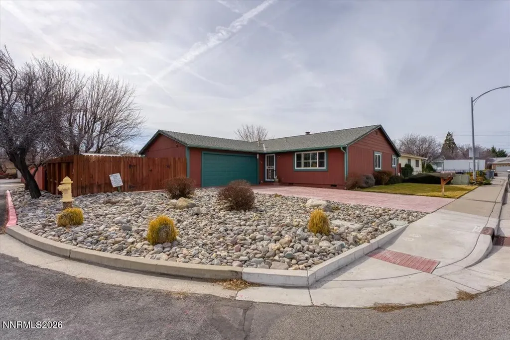 729 Palmwood Sparks NV 89434