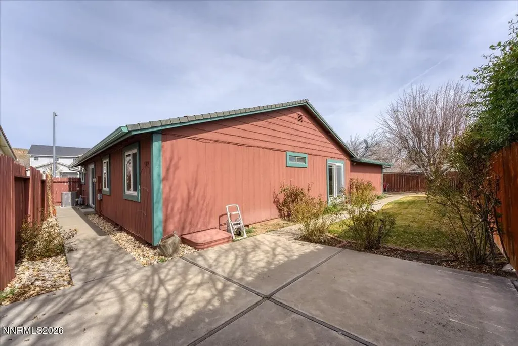 729 Palmwood Sparks NV 89434