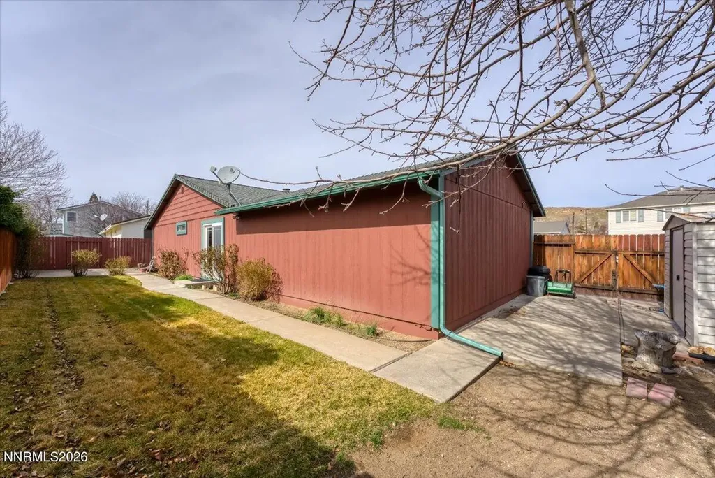 729 Palmwood Sparks NV 89434