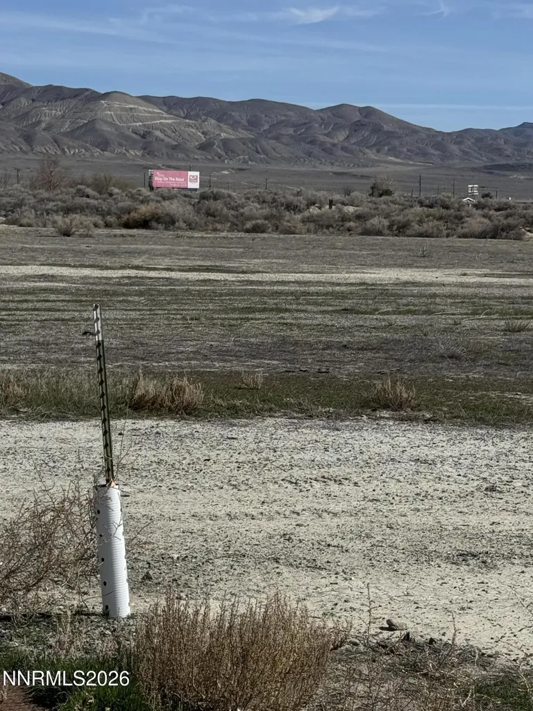 38 River Banks Lovelock NV 89419