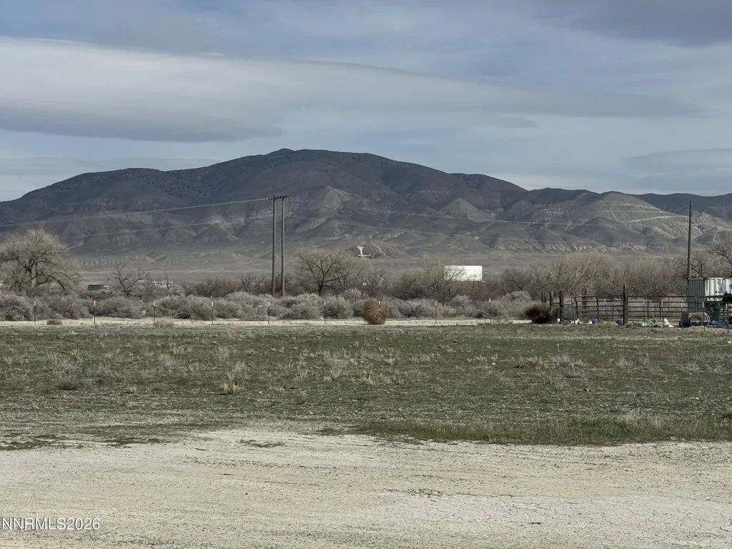 88 River Banks Lovelock NV 89419
