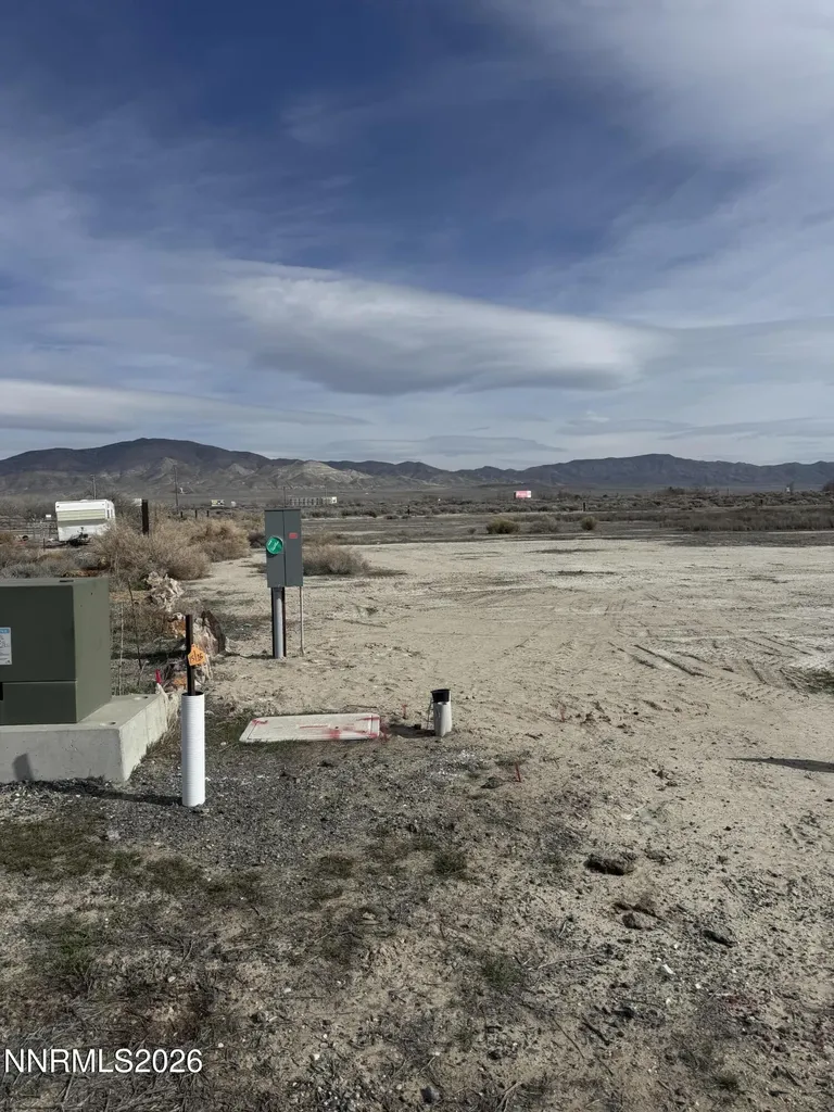 68 River Banks Lovelock NV 89419
