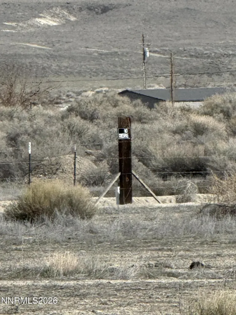 68 River Banks Lovelock NV 89419