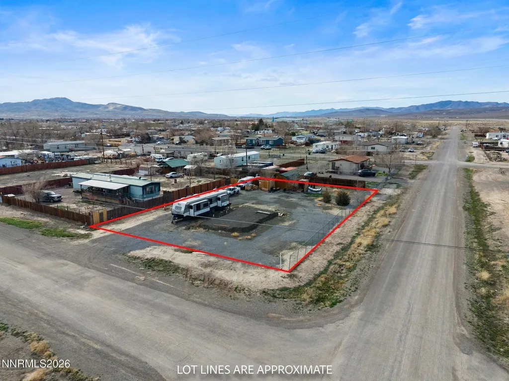 2765 Rawhide Silver Springs NV 89429
