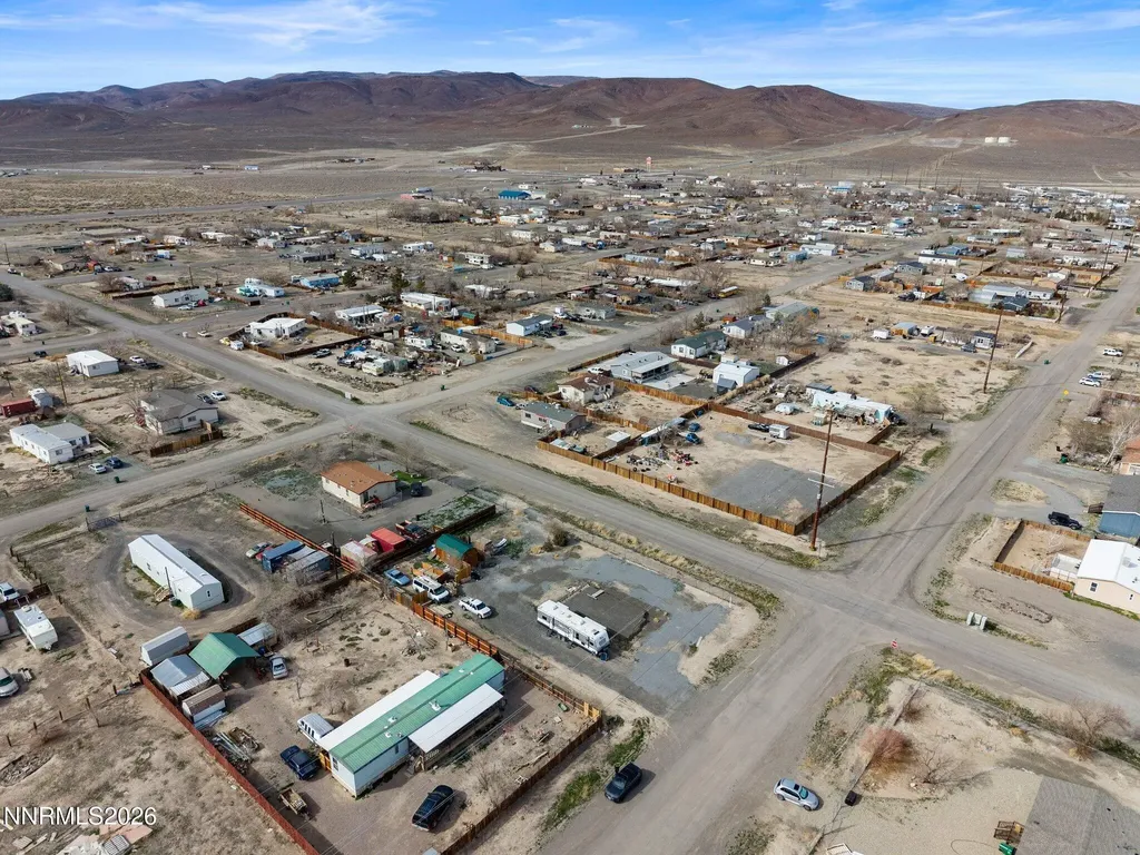 2765 Rawhide Silver Springs NV 89429