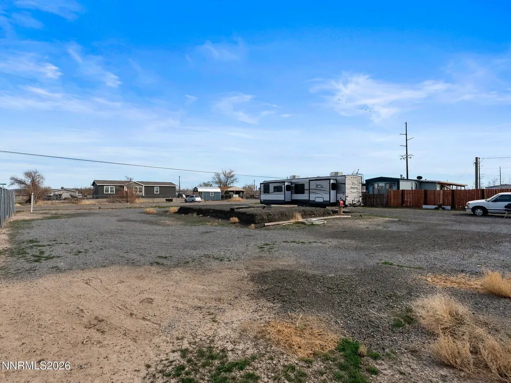 2765 Rawhide Silver Springs NV 89429