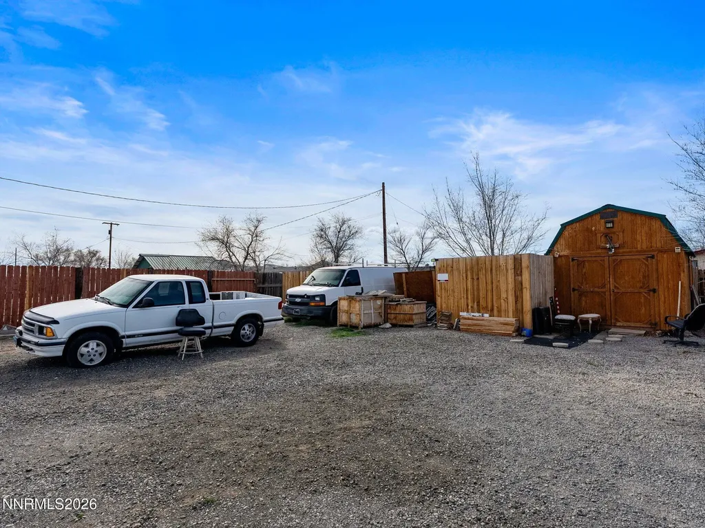 2765 Rawhide Silver Springs NV 89429