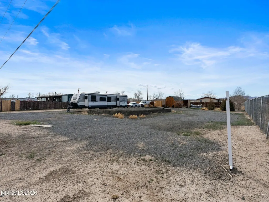2765 Rawhide Silver Springs NV 89429