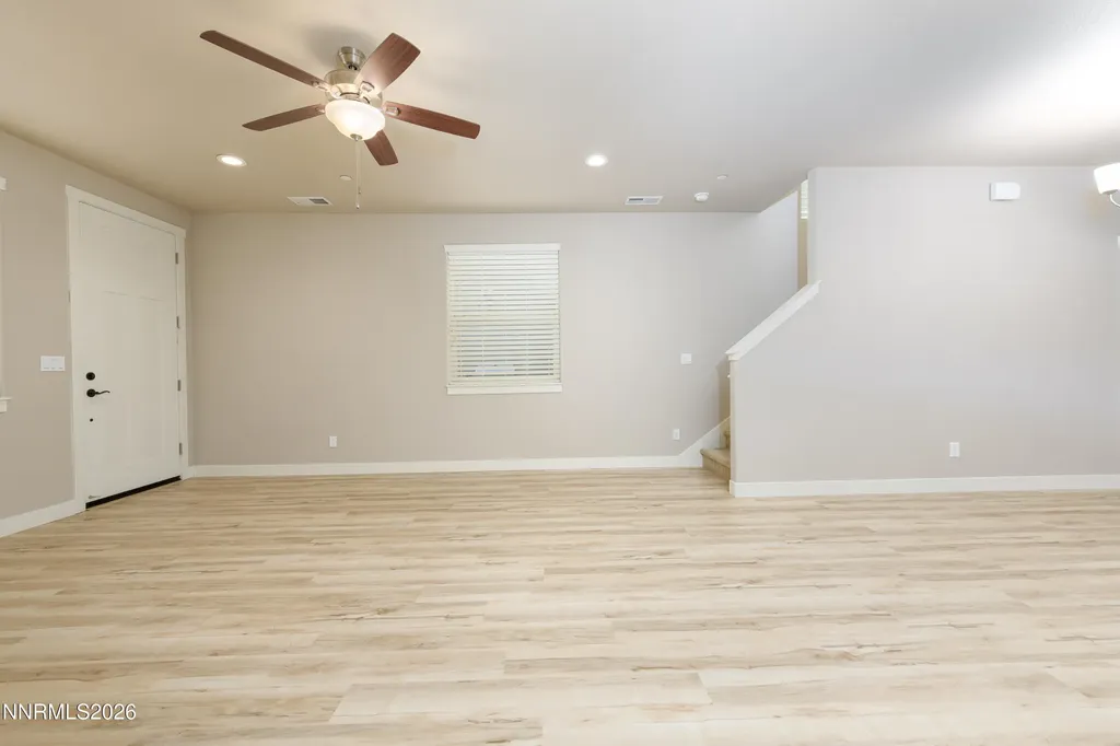 1142 Montevideo Minden NV 89423