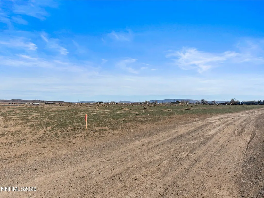 3065 Us Highway 95a Silver Springs NV 89429