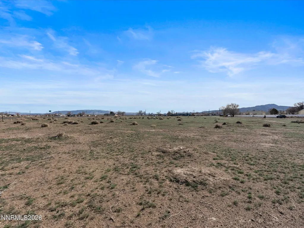 3065 Us Highway 95a Silver Springs NV 89429