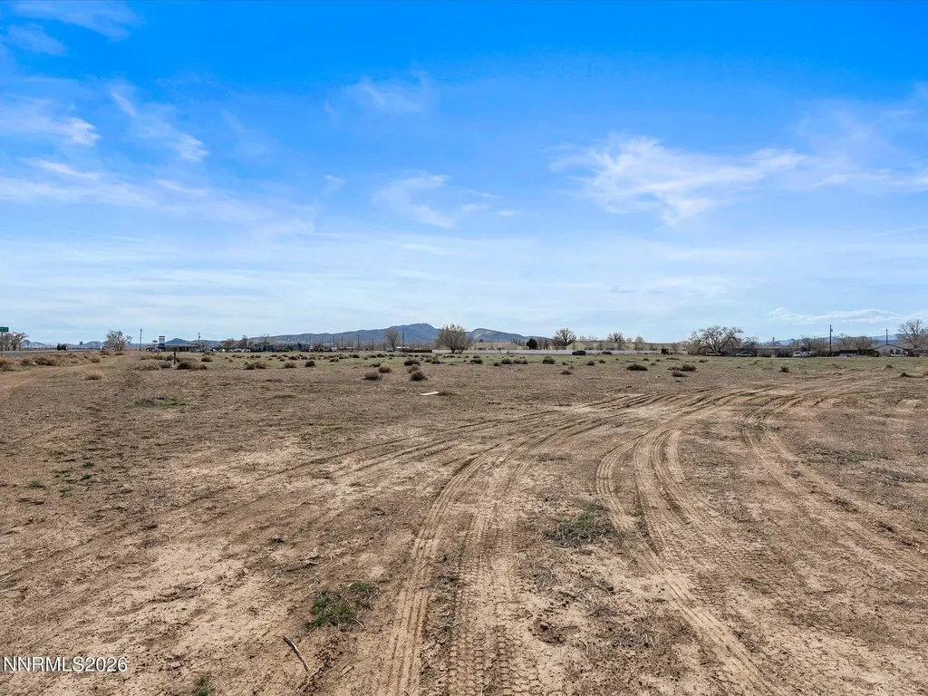 3065 Us Highway 95a Silver Springs NV 89429
