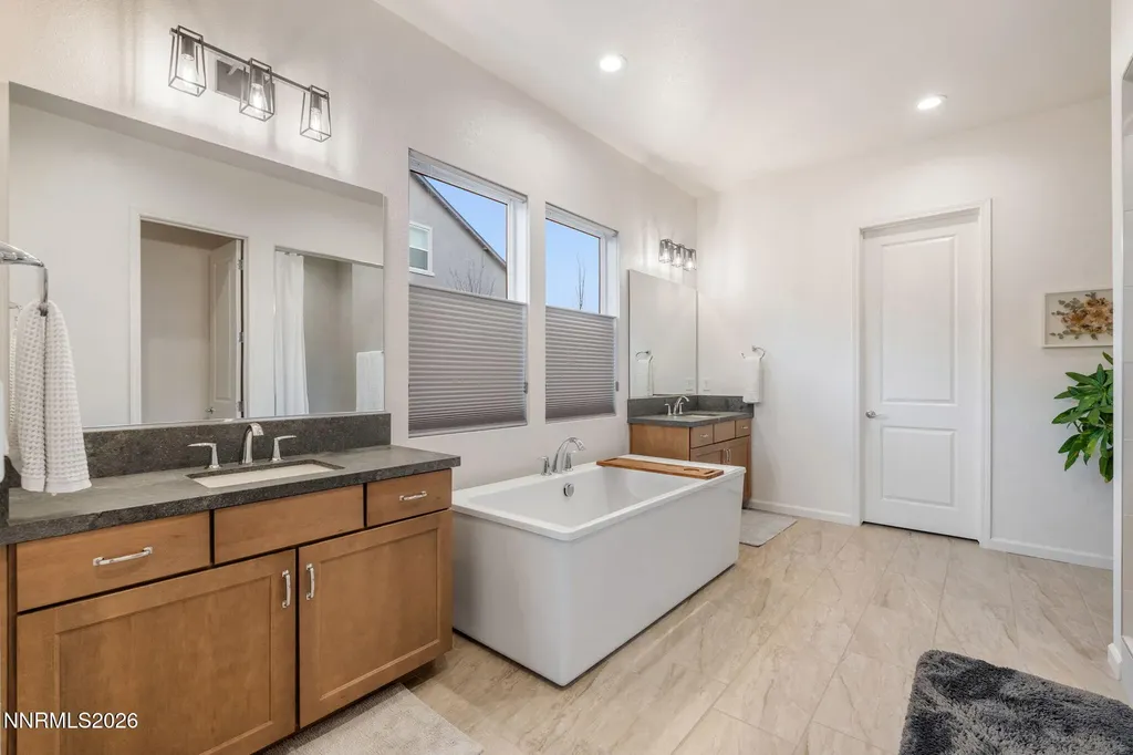 2150 Kinglet Spanish Springs NV 89441