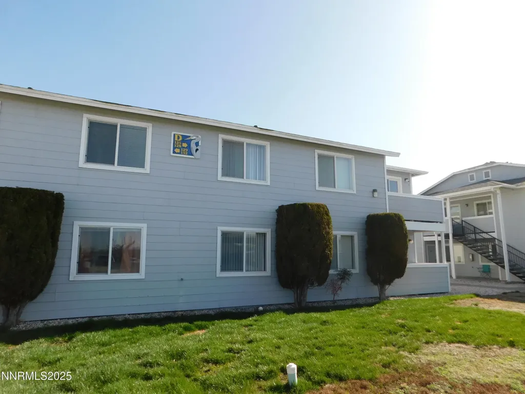 240 Serpa Fallon NV 89406