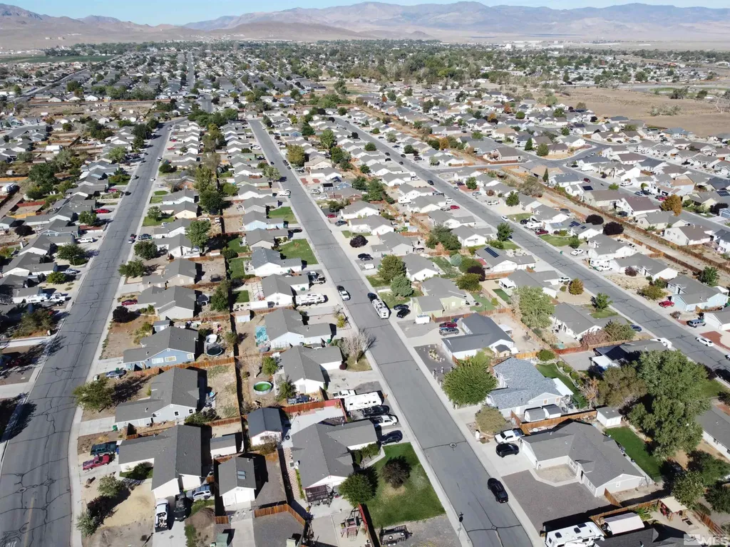 698 Jenny's Fernley NV 89408