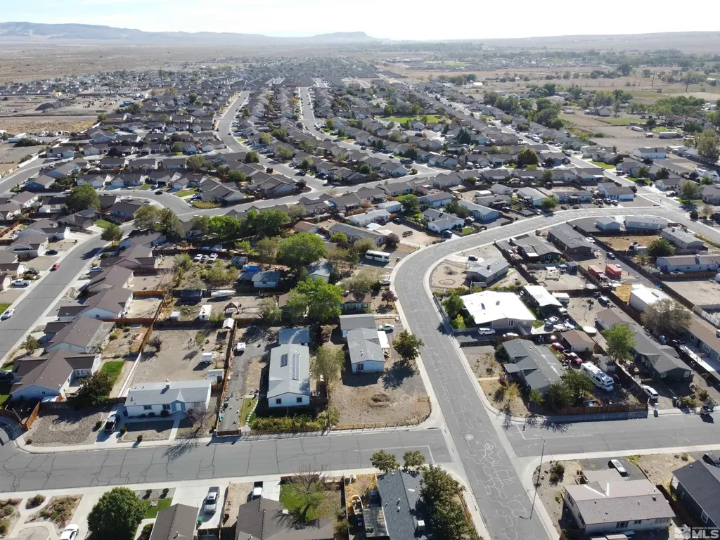 698 Jenny's Fernley NV 89408