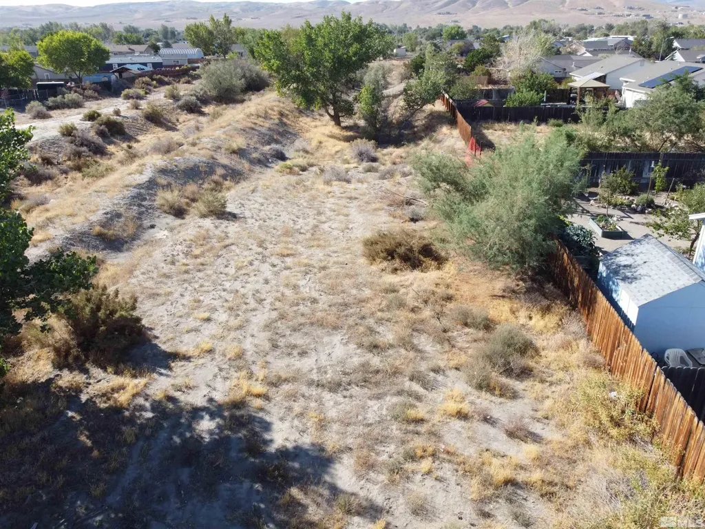 698 Jenny's Fernley NV 89408
