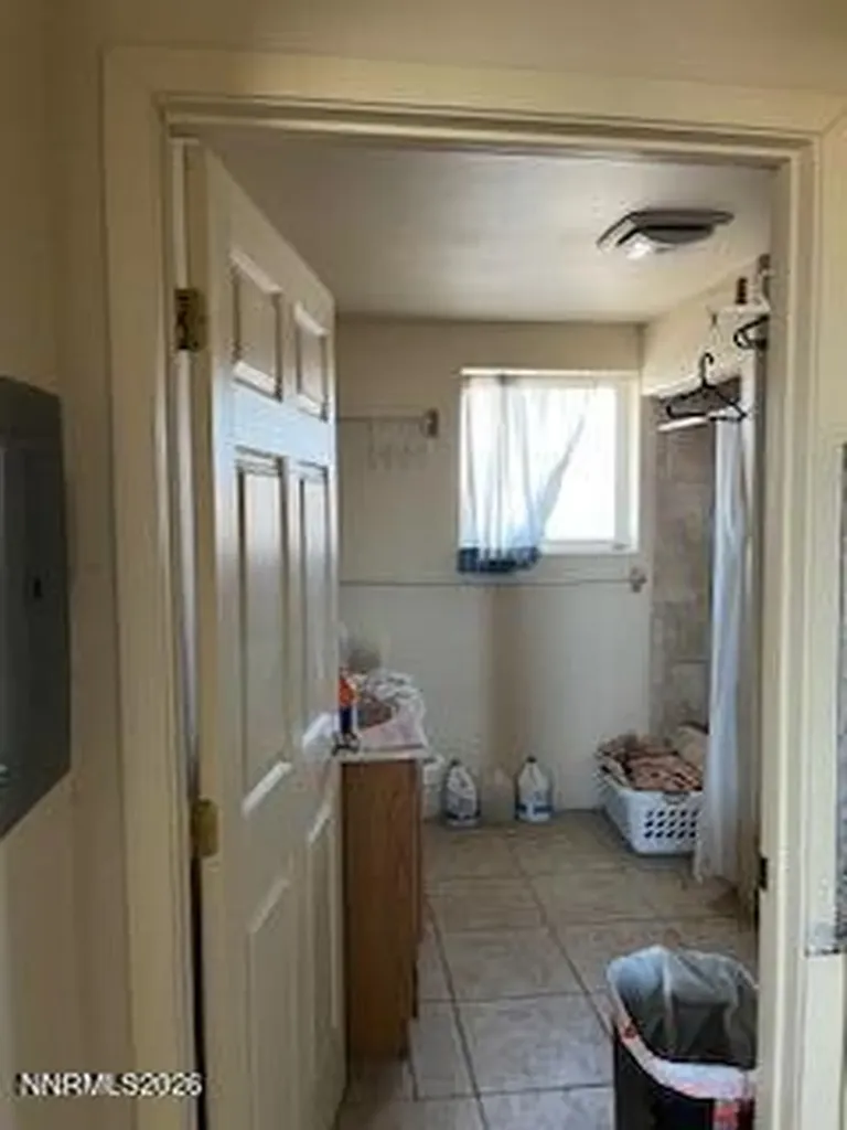 22175 Summit Lake Lovelock NV 89419