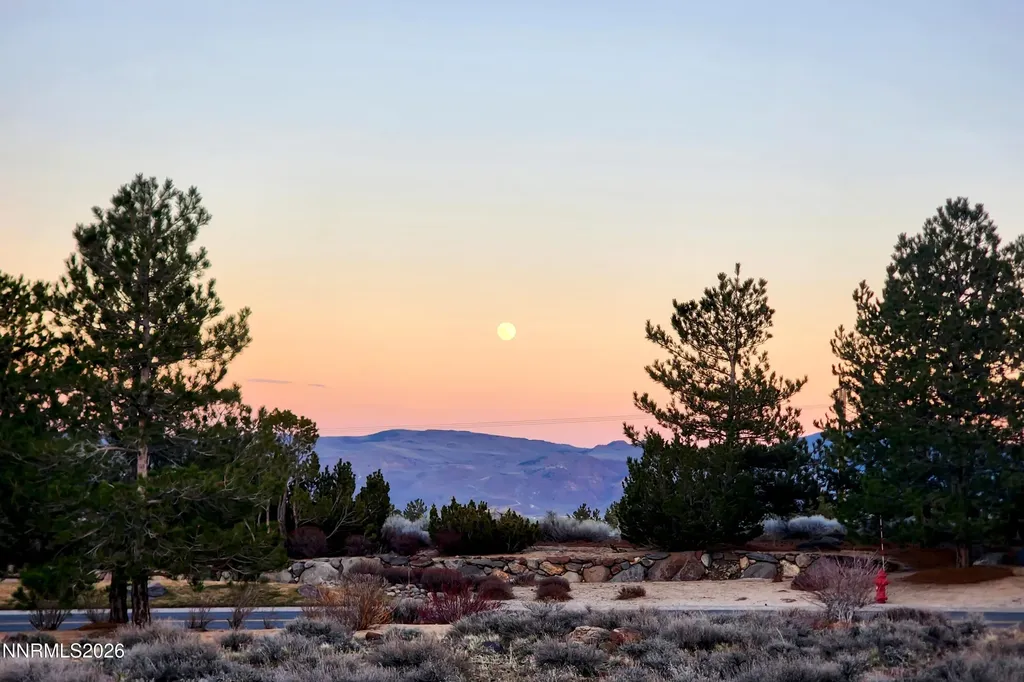3670 Spirit Bluff Reno NV 89511