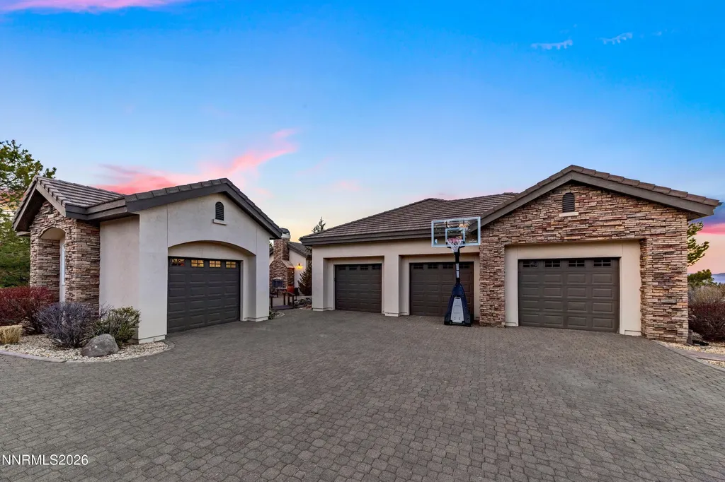 3670 Spirit Bluff Reno NV 89511