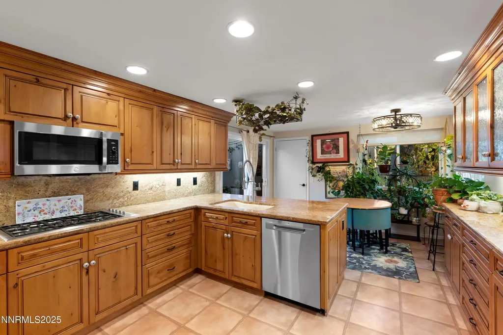 6435 Meadow Valley Reno NV 89519