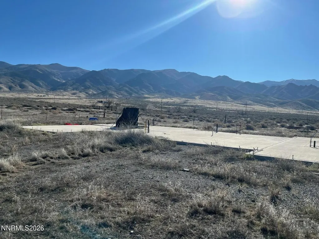 22100 Summerview Lovelock NV 89419
