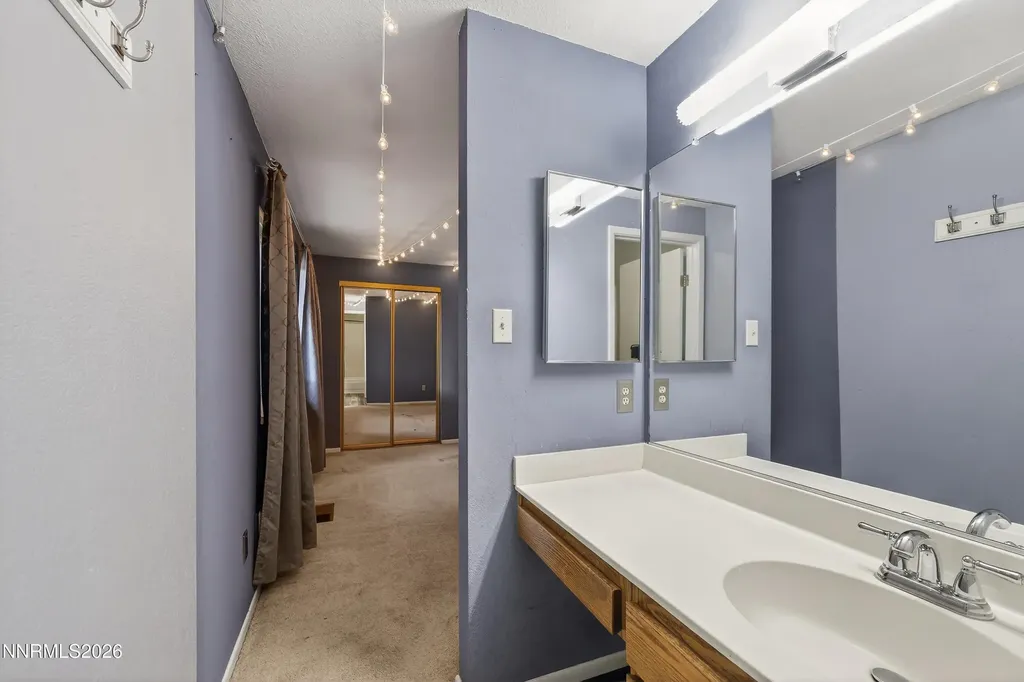 8211 Dixon Reno NV 89511