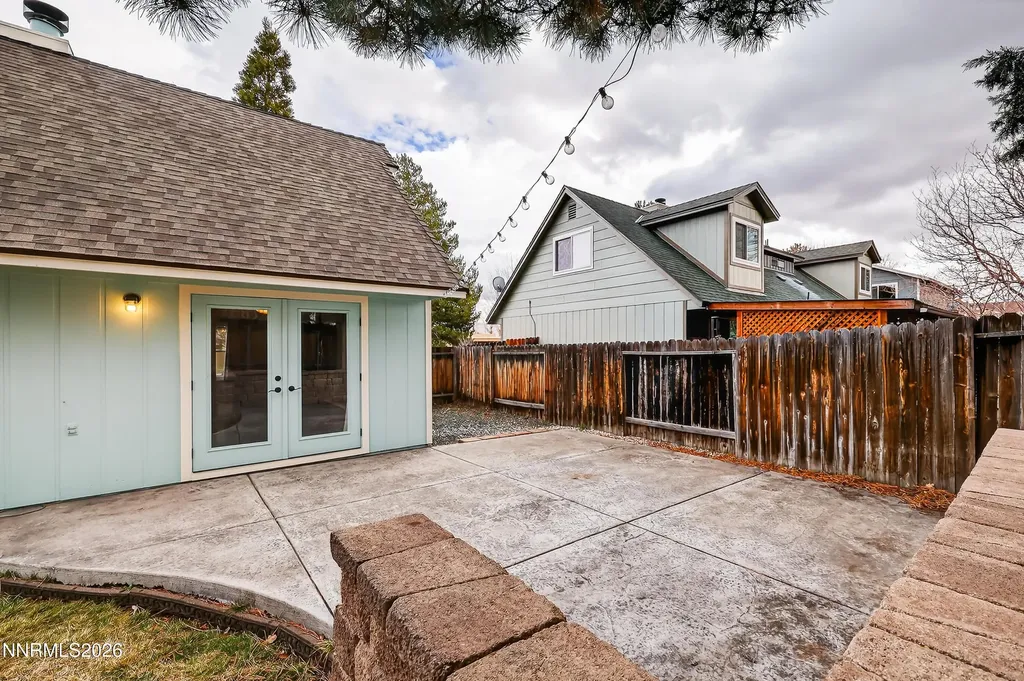 8211 Dixon Reno NV 89511