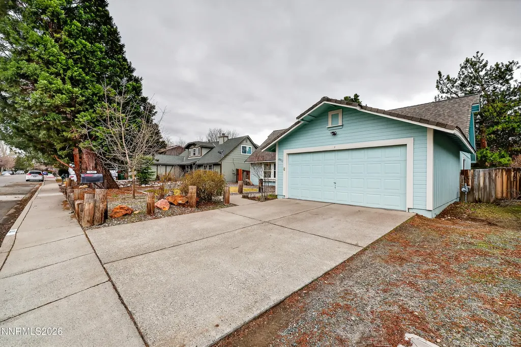 8211 Dixon Reno NV 89511