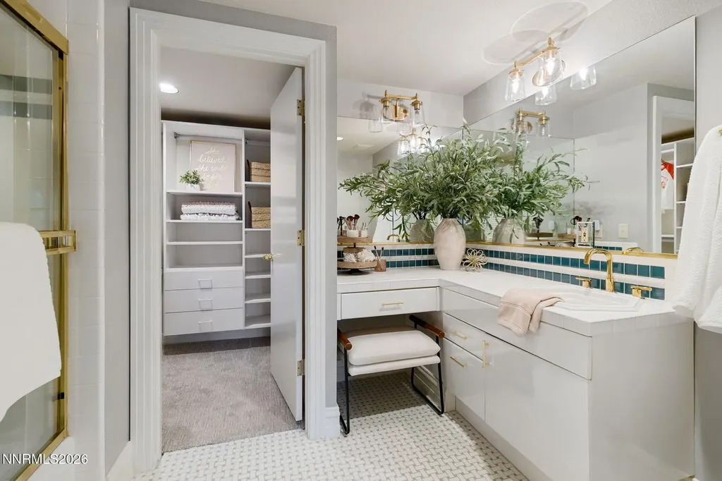 41 Sawbuck Reno NV 89519