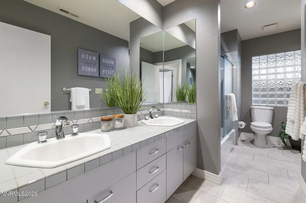 41 Sawbuck Reno NV 89519