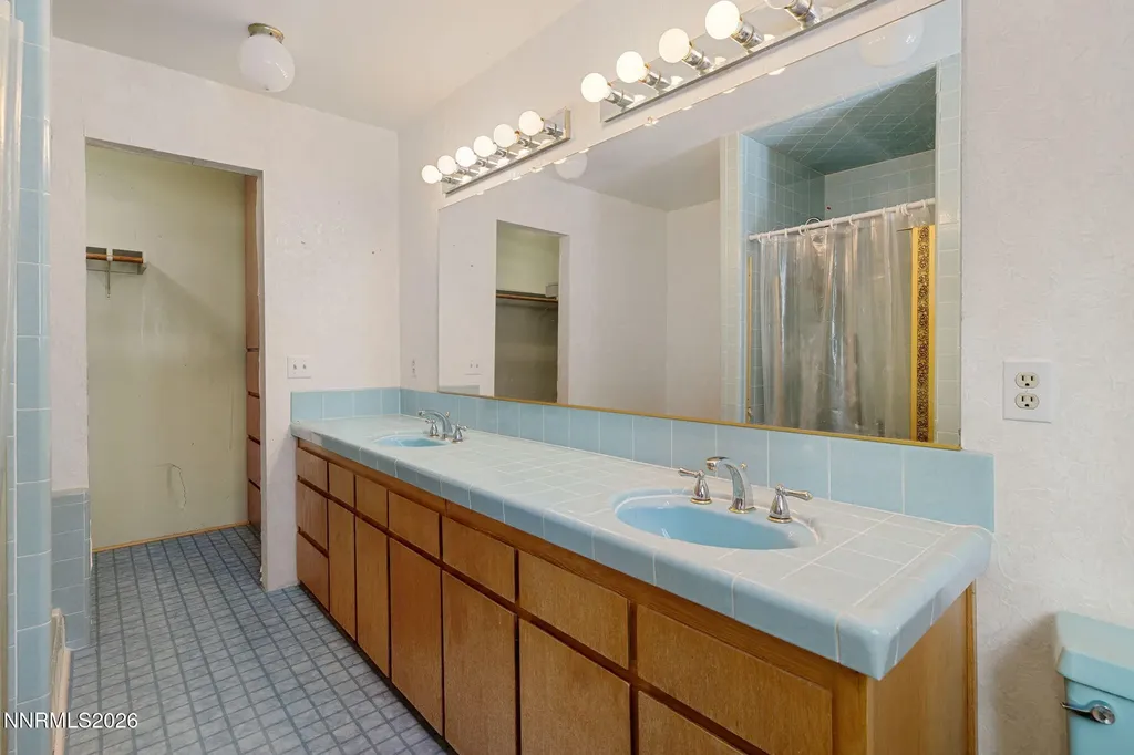 353 Sherwood Stateline NV 89449