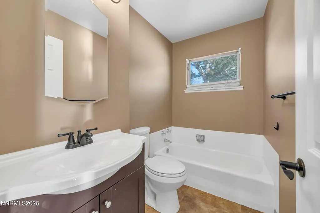 2295 Ellendale Reno NV 89503