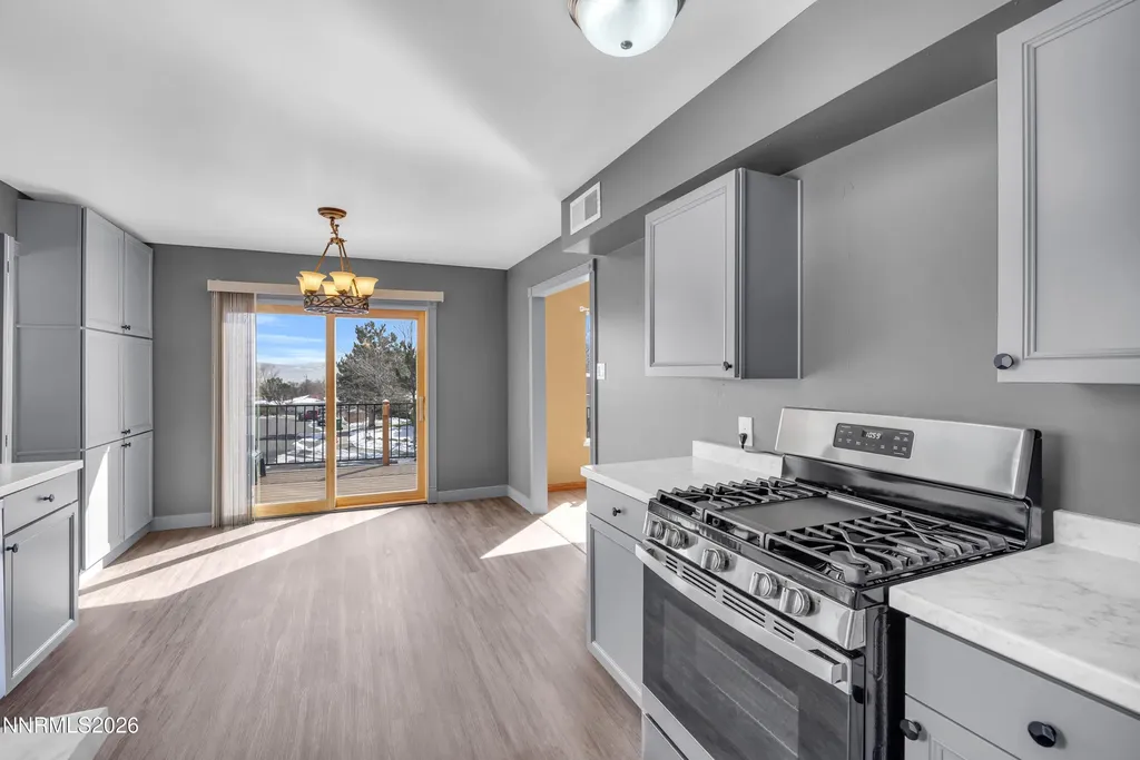 2295 Ellendale Reno NV 89503