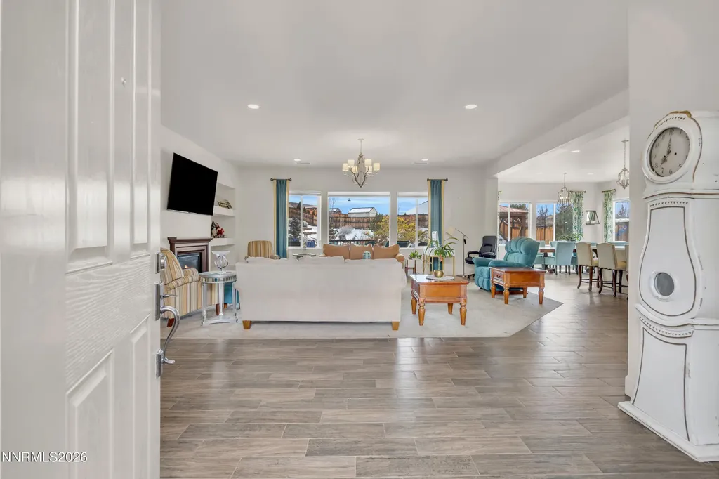 11880 Paradise Hills Sparks NV 89441
