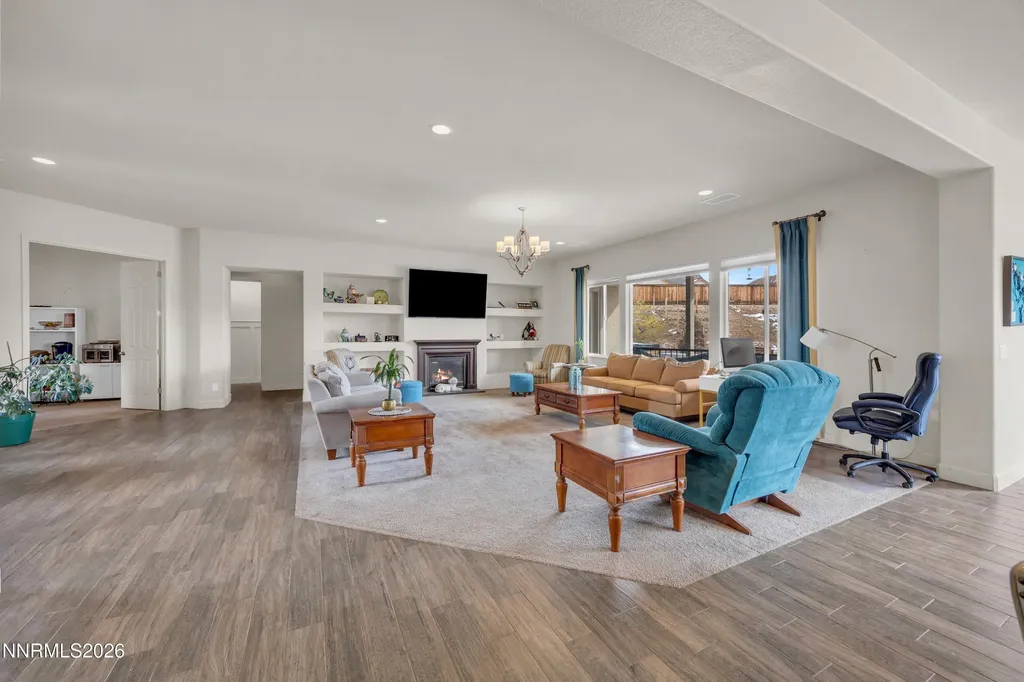 11880 Paradise Hills Sparks NV 89441