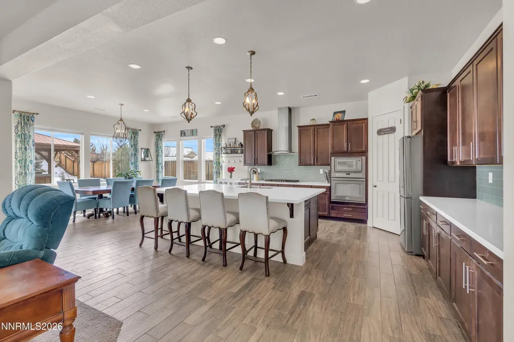11880 Paradise Hills Sparks NV 89441