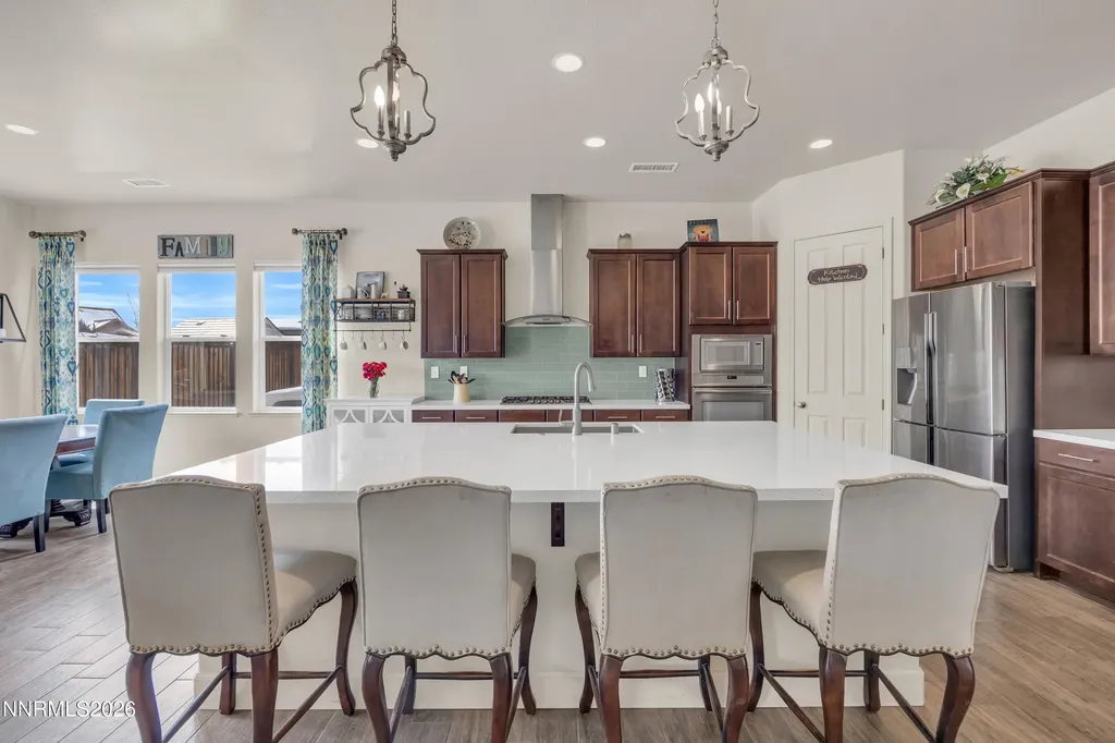 11880 Paradise Hills Sparks NV 89441