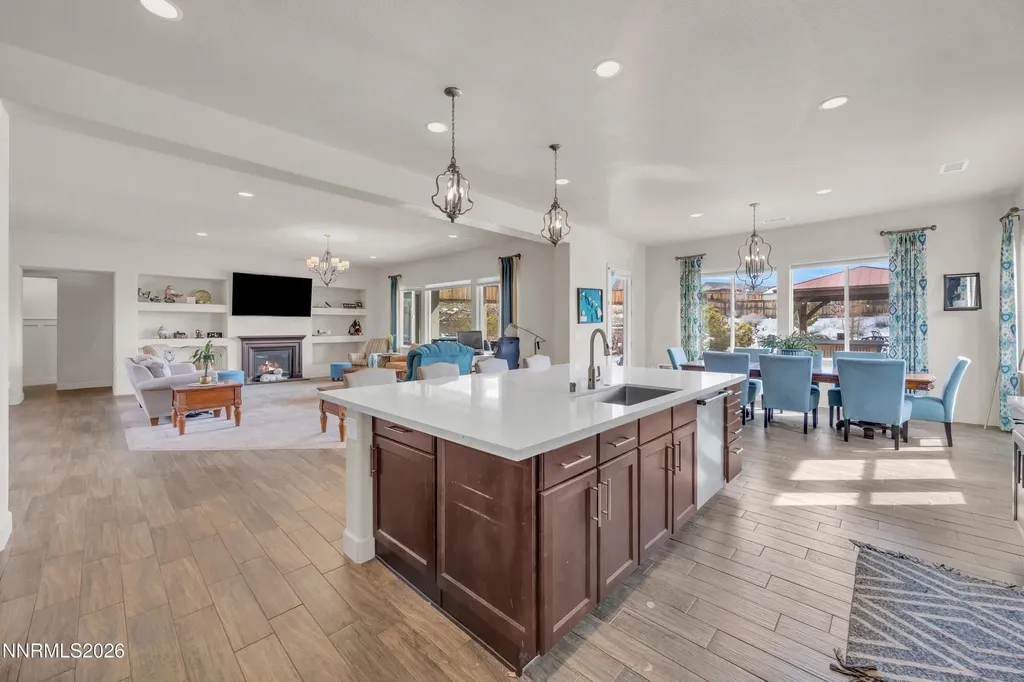 11880 Paradise Hills Sparks NV 89441