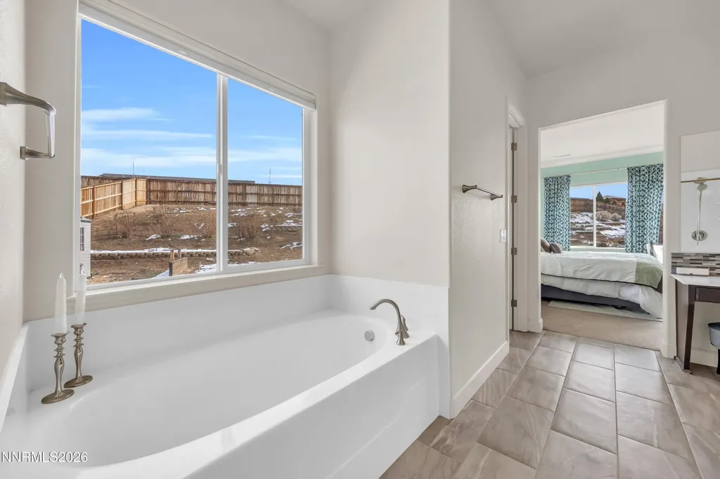 11880 Paradise Hills Sparks NV 89441