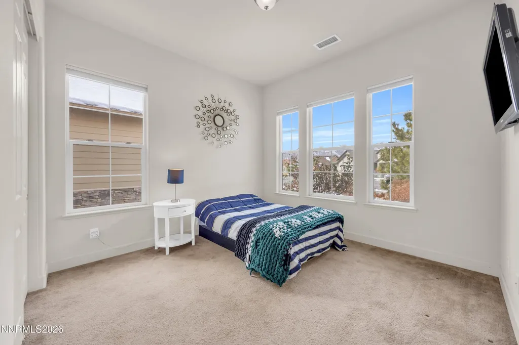 11880 Paradise Hills Sparks NV 89441