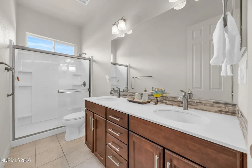11880 Paradise Hills Sparks NV 89441