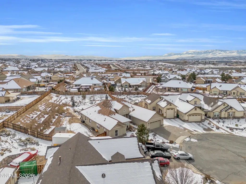11880 Paradise Hills Sparks NV 89441