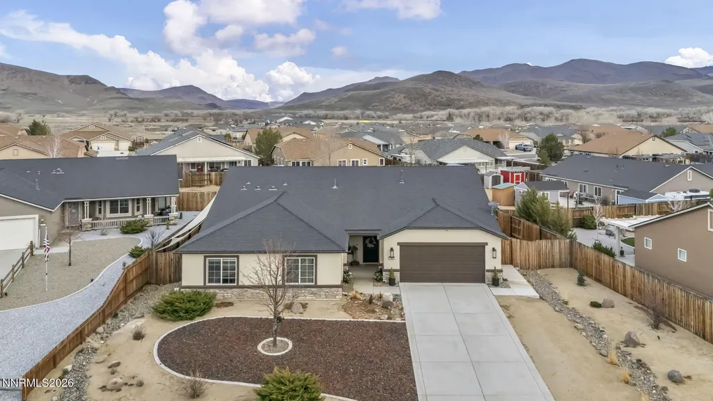 148 Snake Dayton NV 89403