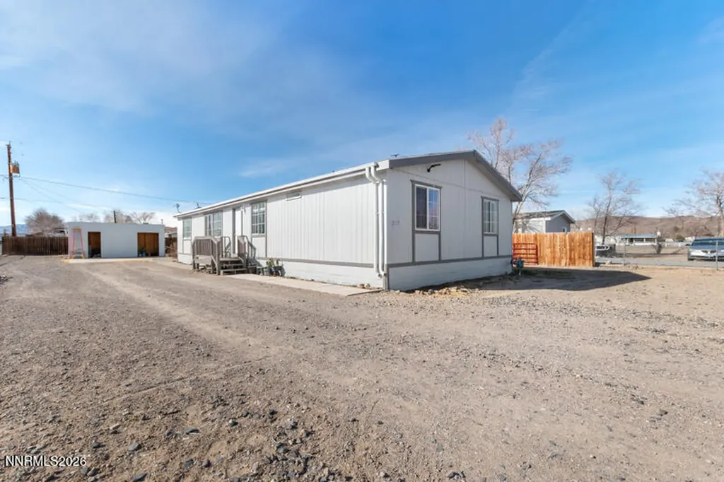 2575 Tonopah Silver Springs NV 89429