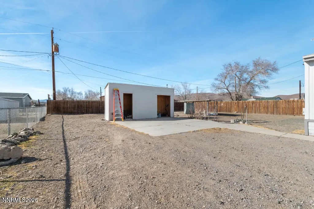 2575 Tonopah Silver Springs NV 89429